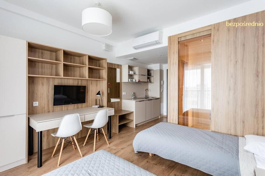 Apartament W Warszawie Dedykowany Parking Podziemny W Cenie, Wifi, Blisko Centrum New Apartment In Warsaw Finished To A High Specification Fitted Out To A High Standard On The 7Th Floor, Wifi, Underground Parking Price Included Kültér fotó