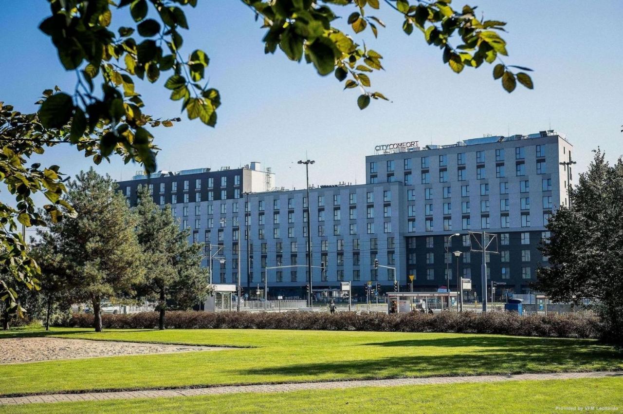 Apartament W Warszawie Dedykowany Parking Podziemny W Cenie, Wifi, Blisko Centrum New Apartment In Warsaw Finished To A High Specification Fitted Out To A High Standard On The 7Th Floor, Wifi, Underground Parking Price Included Kültér fotó