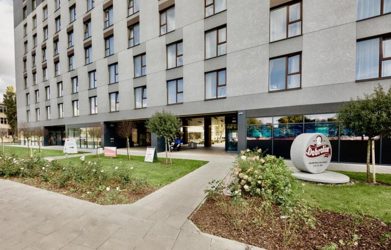 Apartament W Warszawie Dedykowany Parking Podziemny W Cenie, Wifi, Blisko Centrum New Apartment In Warsaw Finished To A High Specification Fitted Out To A High Standard On The 7Th Floor, Wifi, Underground Parking Price Included Kültér fotó