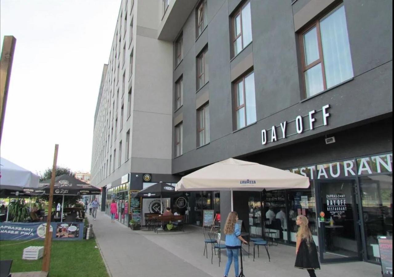 Apartament W Warszawie Dedykowany Parking Podziemny W Cenie, Wifi, Blisko Centrum New Apartment In Warsaw Finished To A High Specification Fitted Out To A High Standard On The 7Th Floor, Wifi, Underground Parking Price Included Kültér fotó